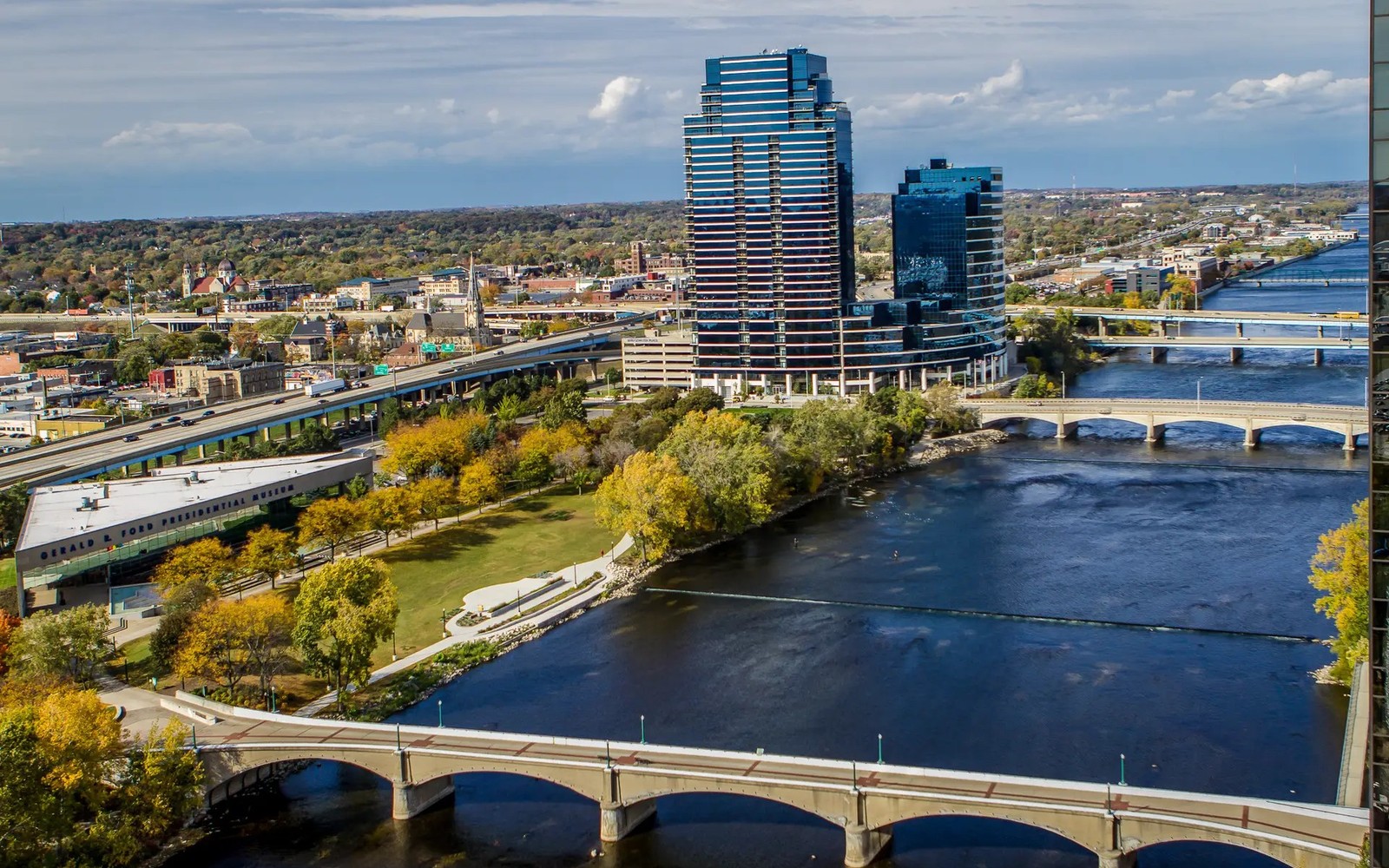 Industrial Robot Financing in Grand Rapids, MI